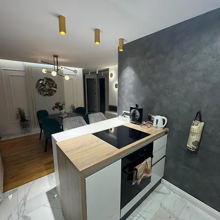 Golden With King Bed Sarajevo