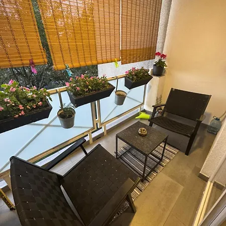 Golden With King Bed Appartement Sarajevo